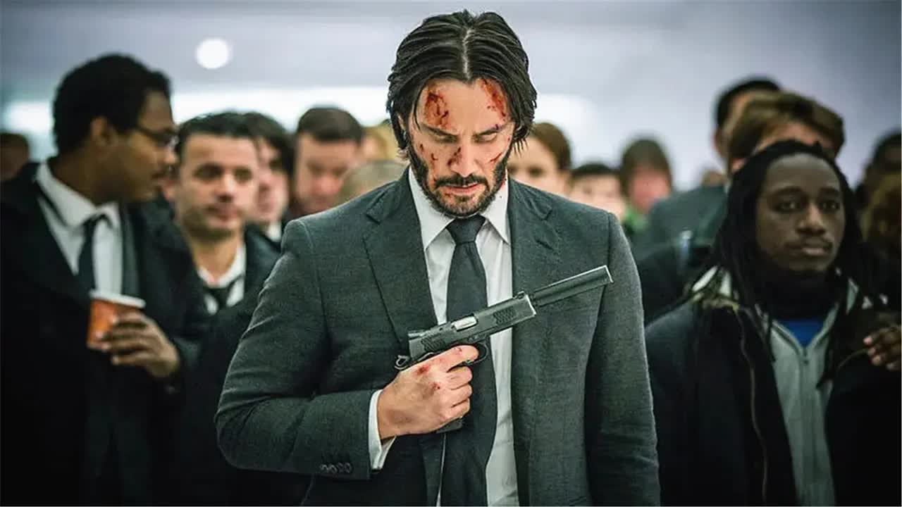 顶级杀手被悬赏1500万，整个杀手组织全在追杀，但他不想死没人能得手！